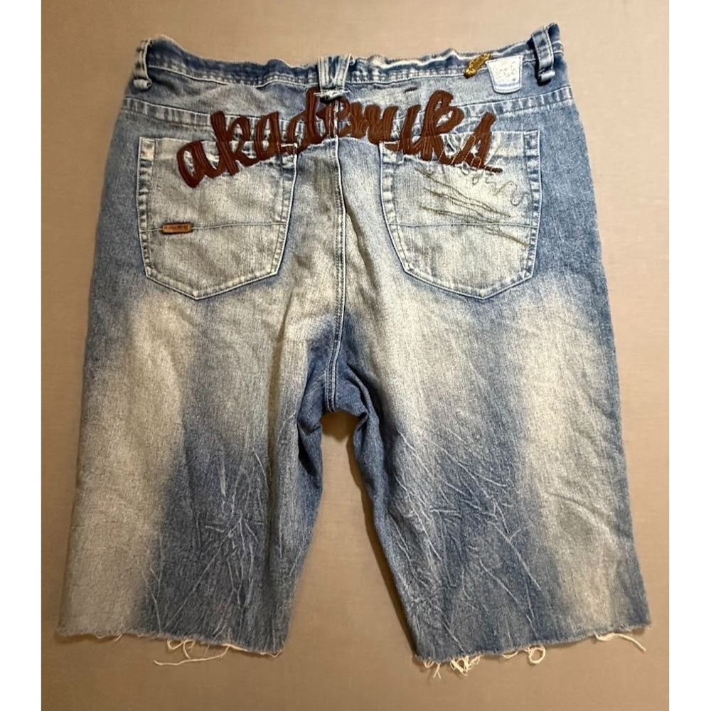Akademiks Cut Off Shorts Mens 42 Blue Denim‎ Embroidered Pocketed Button Men.
